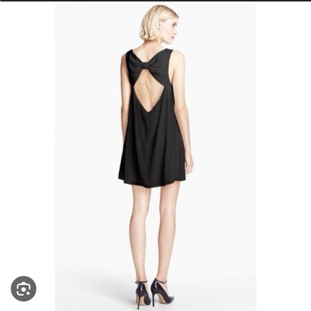 ALICE + OLIVIA - NWOT Trina Bow Back Dress